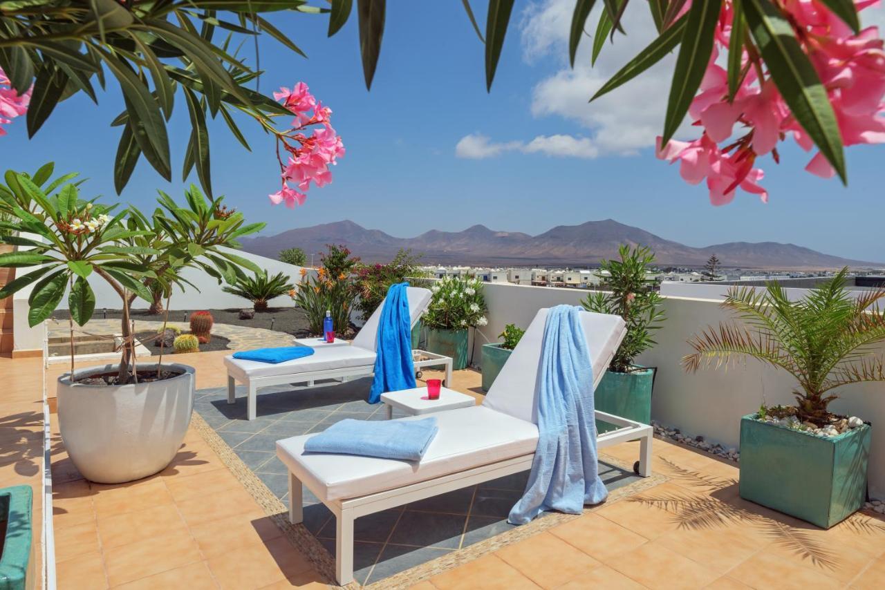 Poolvilla With Oceanview Playa Blanca  Exterior photo