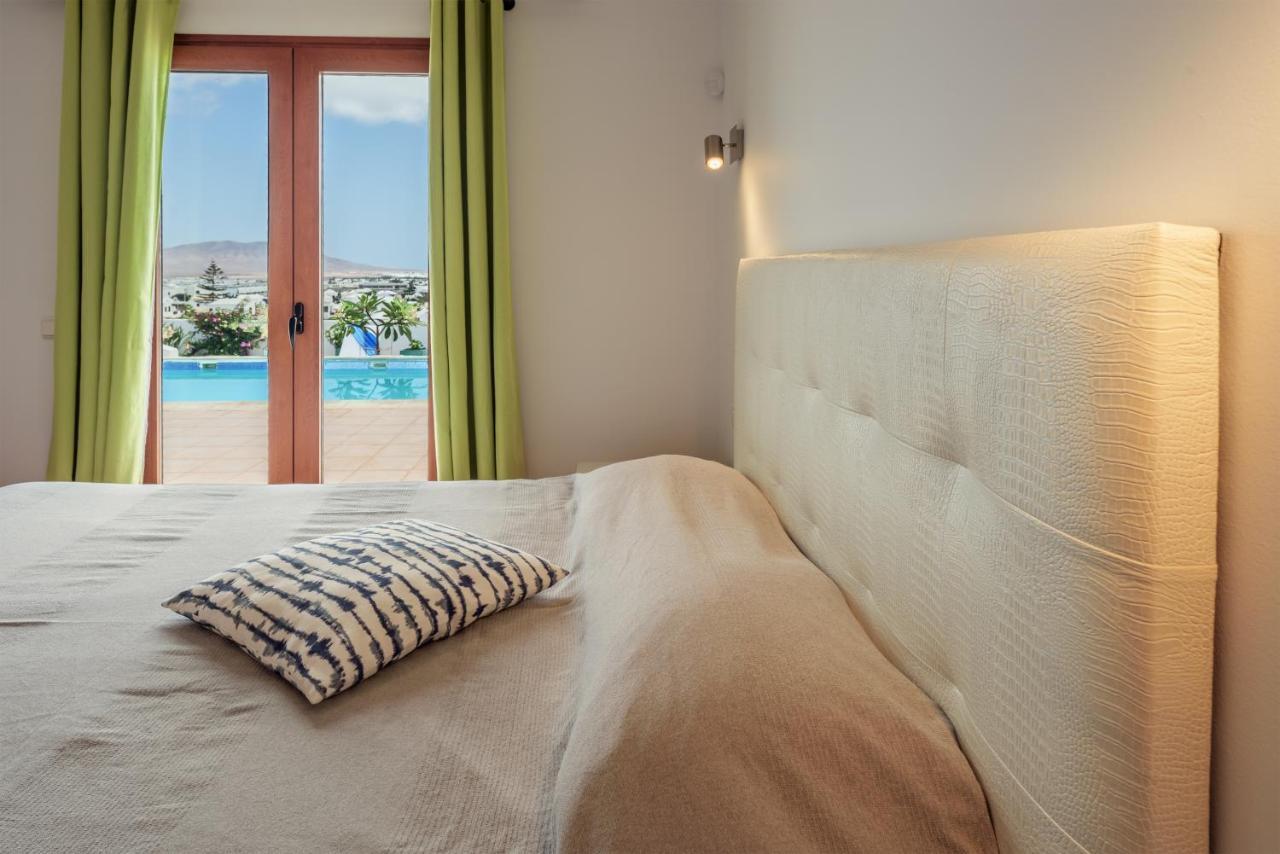 Poolvilla With Oceanview Playa Blanca  Exterior photo